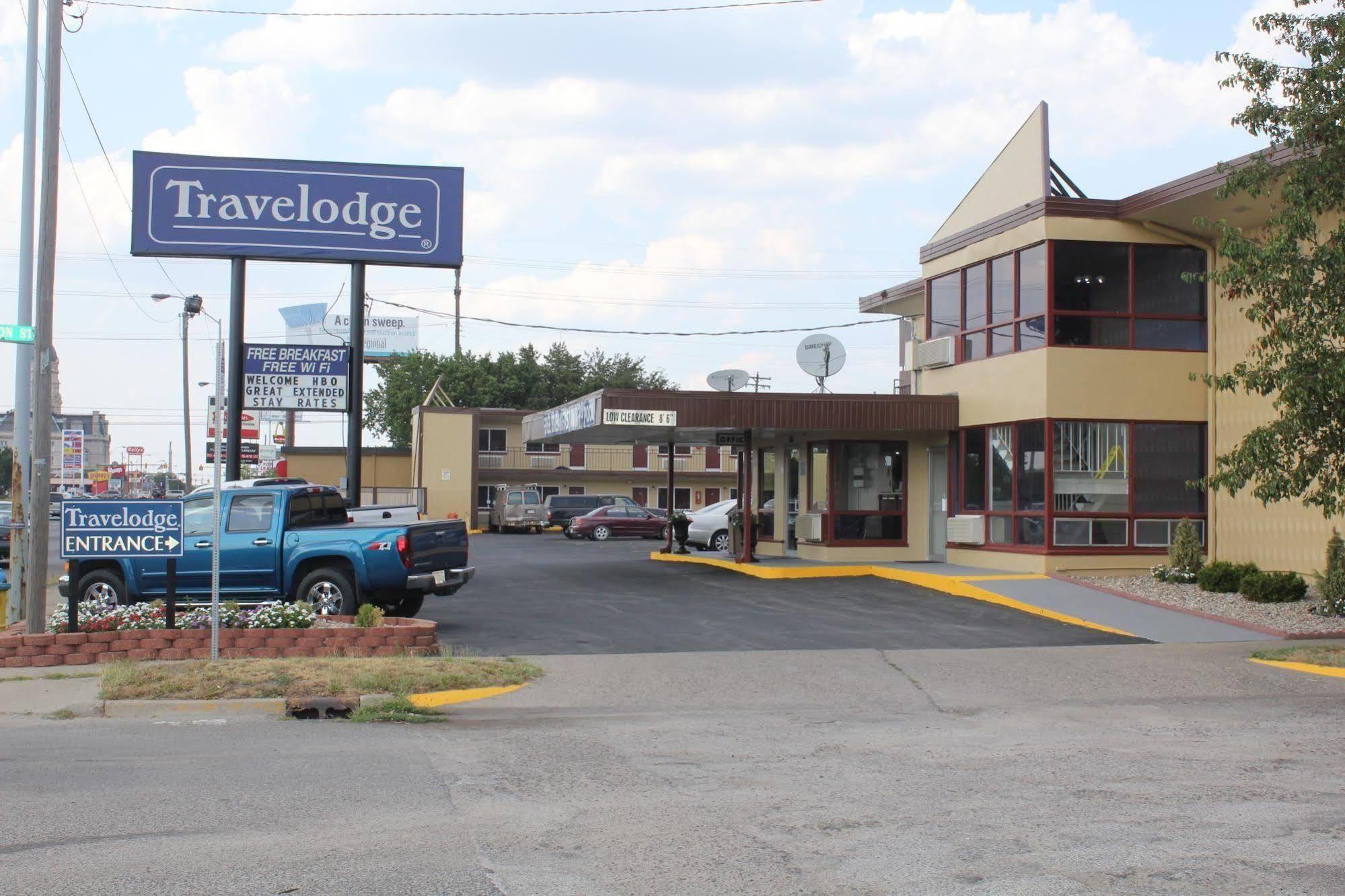 Travelodge By Wyndham Terre Haute Exterior foto